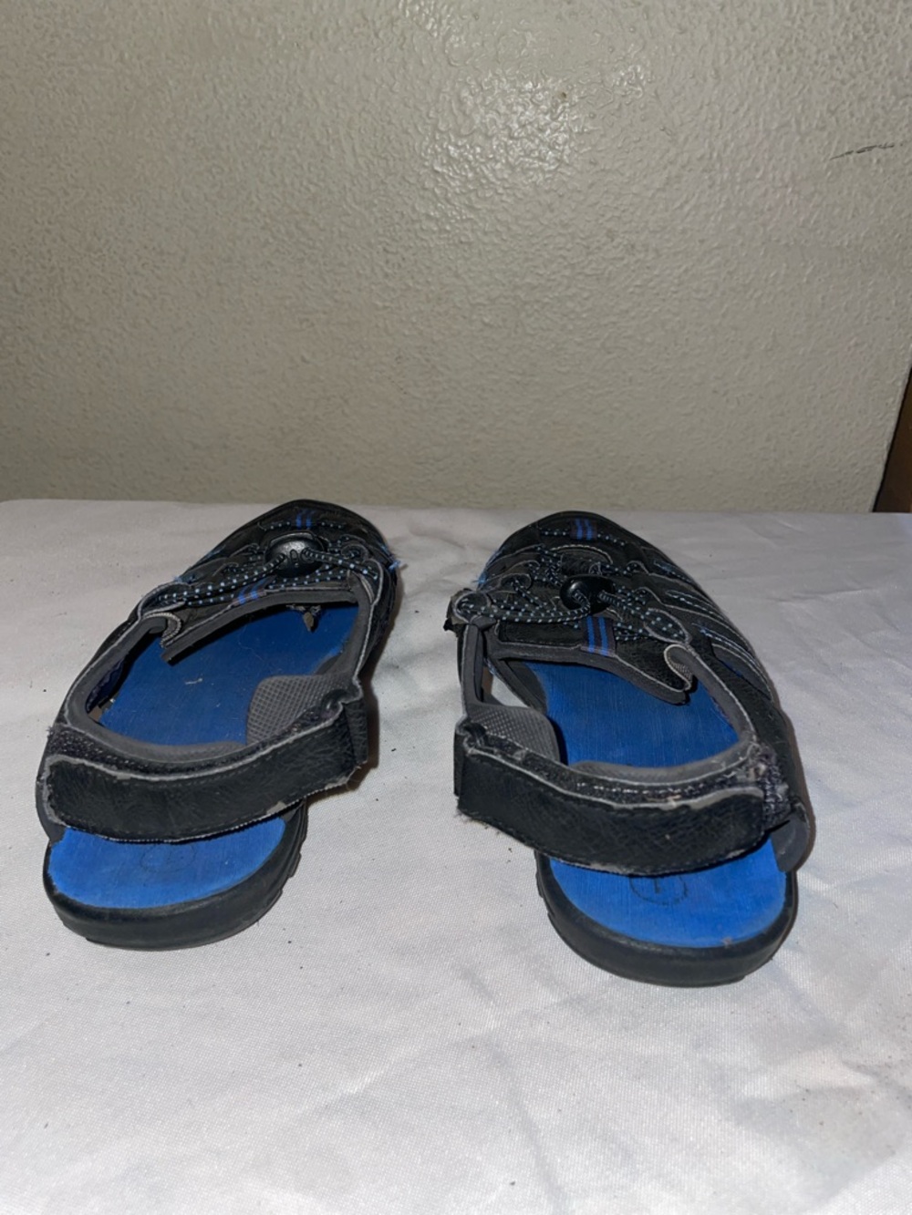Cat & Jack Black & Blue Kids velcroe Closed-Toe Sport Sandals little kids size 1 - Picture 5 of 7